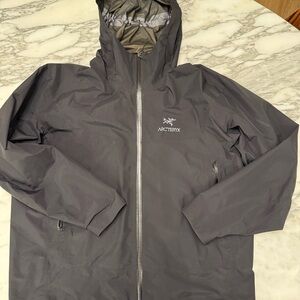 Men’s Arcteryx Gore-Tex Shell Jacket. Size XXL